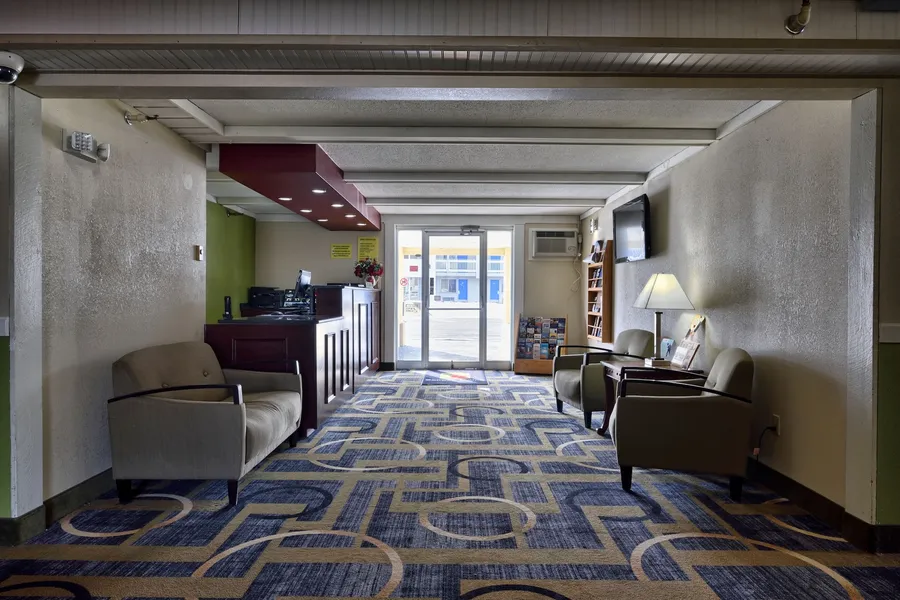 Super 8 by Wyndham Bangor hotel detail image 2