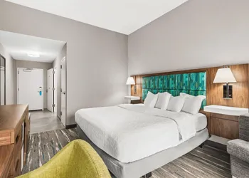 Hampton Inn Elkton hotel thumbnail 6