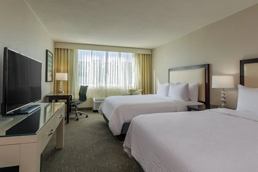 Holiday Inn Hotel & Suites Boston - Peabody by IHG hotel detail image 6