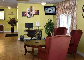 Regency Inn & Suites hotel thumbnail 4