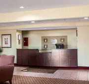 Comfort Inn & Suites Harrisonville hotel detail image 3
