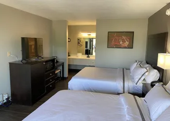 The Resort at Lake of the Ozarks hotel thumbnail 6