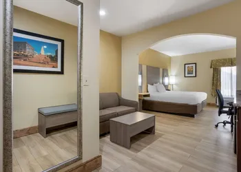 Best Western Plus Springfield Airport Inn hotel thumbnail 4