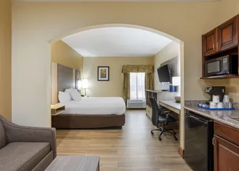 Best Western Plus Springfield Airport Inn hotel thumbnail 7