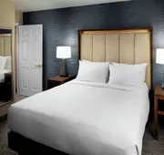 DoubleTree by Hilton Nashua hotel detail image 5