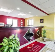 Econo Lodge Inn & Suites Matthews - Charlotte hotel detail image 3