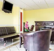 Econo Lodge Inn & Suites Matthews - Charlotte hotel detail image 4