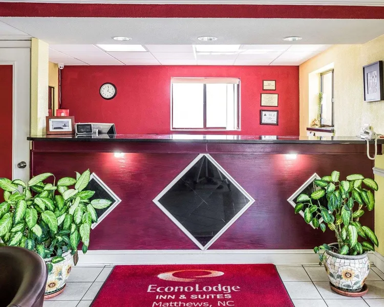 Econo Lodge Inn & Suites Matthews - Charlotte hotel detail image 6