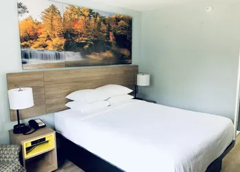 Days Inn & Suites by Wyndham Siler City hotel thumbnail 6