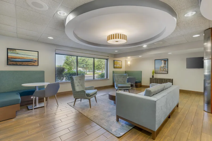 Best Western Plus Wilmington/Wrightsville Beach hotel detail image 2