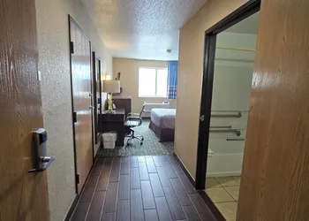 Quality Inn Johnstown hotel thumbnail 6
