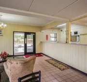 Econo Lodge Inn & Suites Lugoff hotel detail image 4