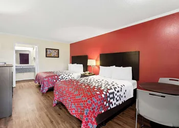 Econo Lodge St. George hotel thumbnail 7