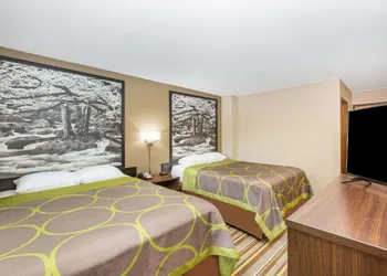 Super 8 by Wyndham Chattanooga Lookout Mountain TN hotel thumbnail 5