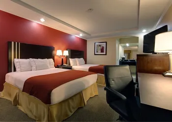Americas Best Value Inn Angleton hotel thumbnail 4