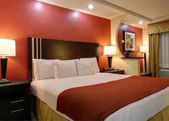 Americas Best Value Inn Angleton hotel thumbnail 7