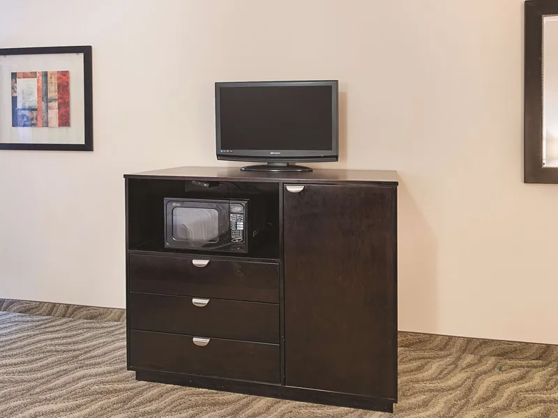 La Quinta Inn & Suites by Wyndham Glen Rose hotel detail image 6