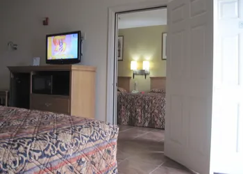 Texas Inn Weslaco hotel thumbnail 5
