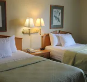 Days Inn & Suites by Wyndham Bridgeport - Clarksburg hotel detail image 7