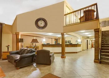 Days Inn by Wyndham Cheyenne hotel thumbnail 2