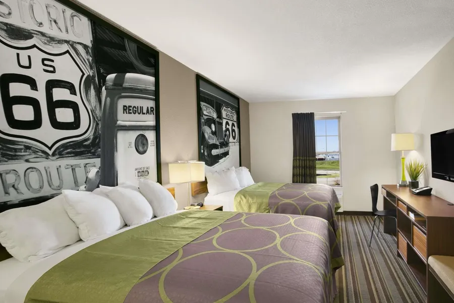 Super 8 by Wyndham Strafford/Springfield Area hotel detail image 6
