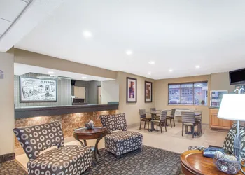 Super 8 by Wyndham Richlands/Claypool Hill Area hotel thumbnail 2