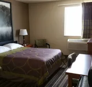 Super 8 by Wyndham Richlands/Claypool Hill Area hotel detail image 4