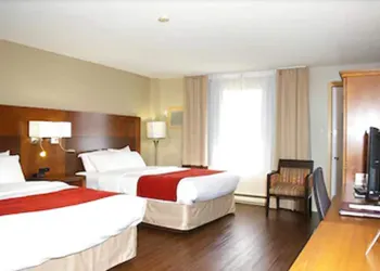 Comfort Inn Mont Laurier hotel thumbnail 5