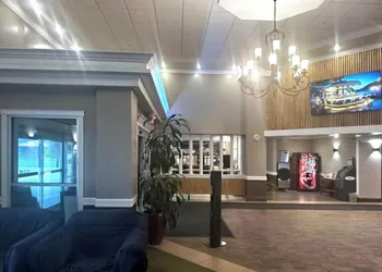 Big Lake Inn hotel thumbnail 4
