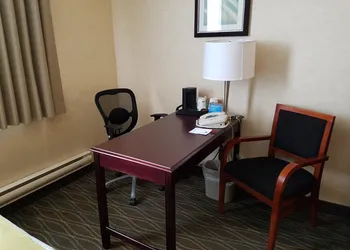 Best Western Plus Durham Hotel & Conference Centre hotel thumbnail 5