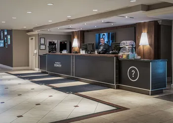 Delta Hotels by Marriott Montreal hotel thumbnail 4