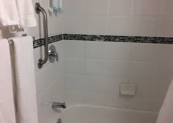 Days Inn & Suites by Wyndham Moncton hotel thumbnail 4