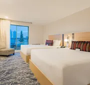 Executive Suites Hotel Metro Vancouver hotel detail image 7