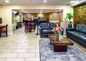 Rodeway Inn Central Colorado Springs hotel thumbnail 4