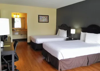 Econo Lodge Ormond Beach North - Daytona hotel thumbnail 5