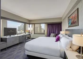 InterContinental Saint Paul Riverfront by IHG hotel thumbnail 8