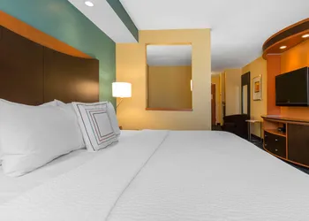 AmericInn by Wyndham St. Cloud MN Shopping Area hotel thumbnail 5