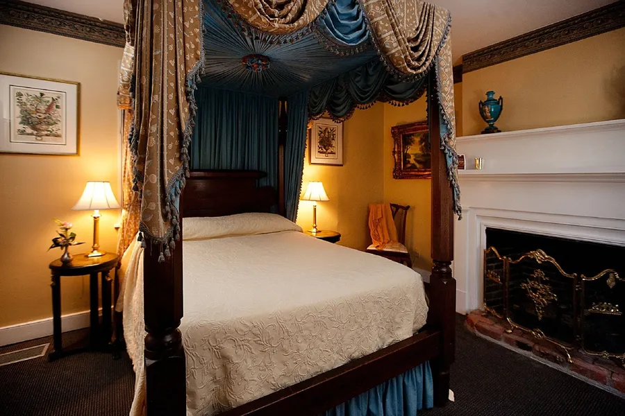 Monmouth Historic Inns and Gardens hotel detail image 6