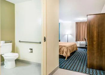 Quality Inn Loudon-Concord hotel thumbnail 7