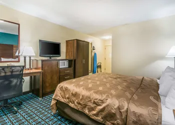 Quality Inn Loudon-Concord hotel thumbnail 8