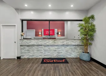 Red Roof Inn Sanford hotel thumbnail 4