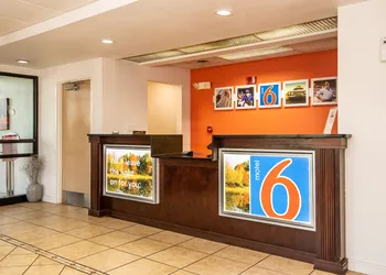Motel 6 Kingsport, TN hotel thumbnail 6