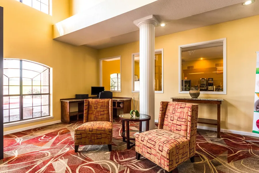 Quality Inn University near Downtown hotel detail image 6