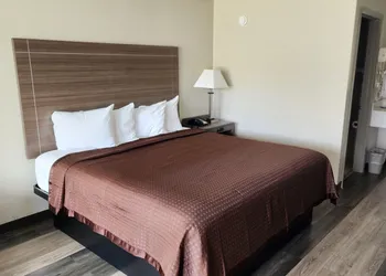 Days Inn by Wyndham Seguin TX hotel thumbnail 5