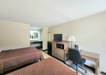 Days Inn by Wyndham Seguin TX hotel thumbnail 8