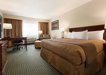 Travelodge by Wyndham Weyburn hotel thumbnail 4