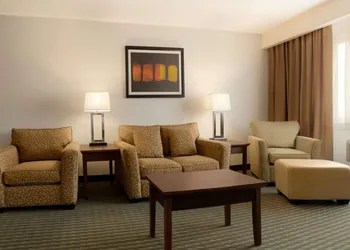 Travelodge by Wyndham Weyburn hotel thumbnail 5