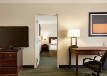 Travelodge by Wyndham Weyburn hotel thumbnail 8