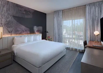 Hyatt Centric The Woodlands hotel thumbnail 5