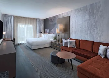 Hyatt Centric The Woodlands hotel thumbnail 7